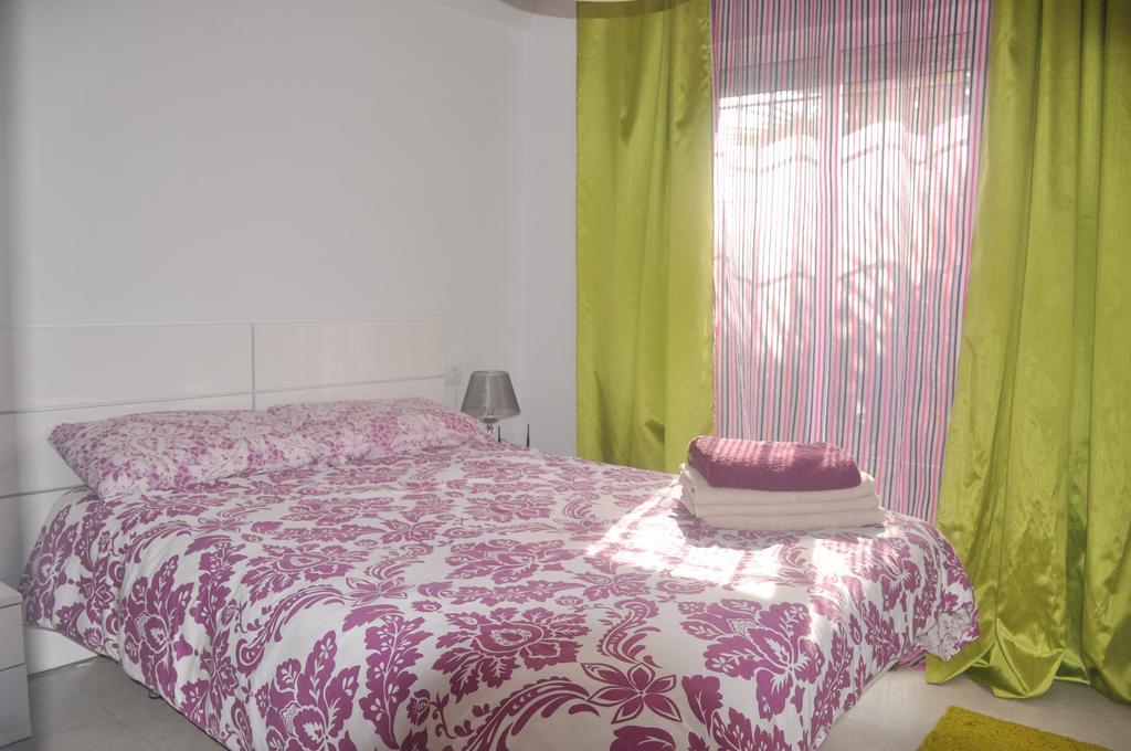 Apartment Altos De La Bahia X ตอร์เรเวียคา ห้อง รูปภาพ