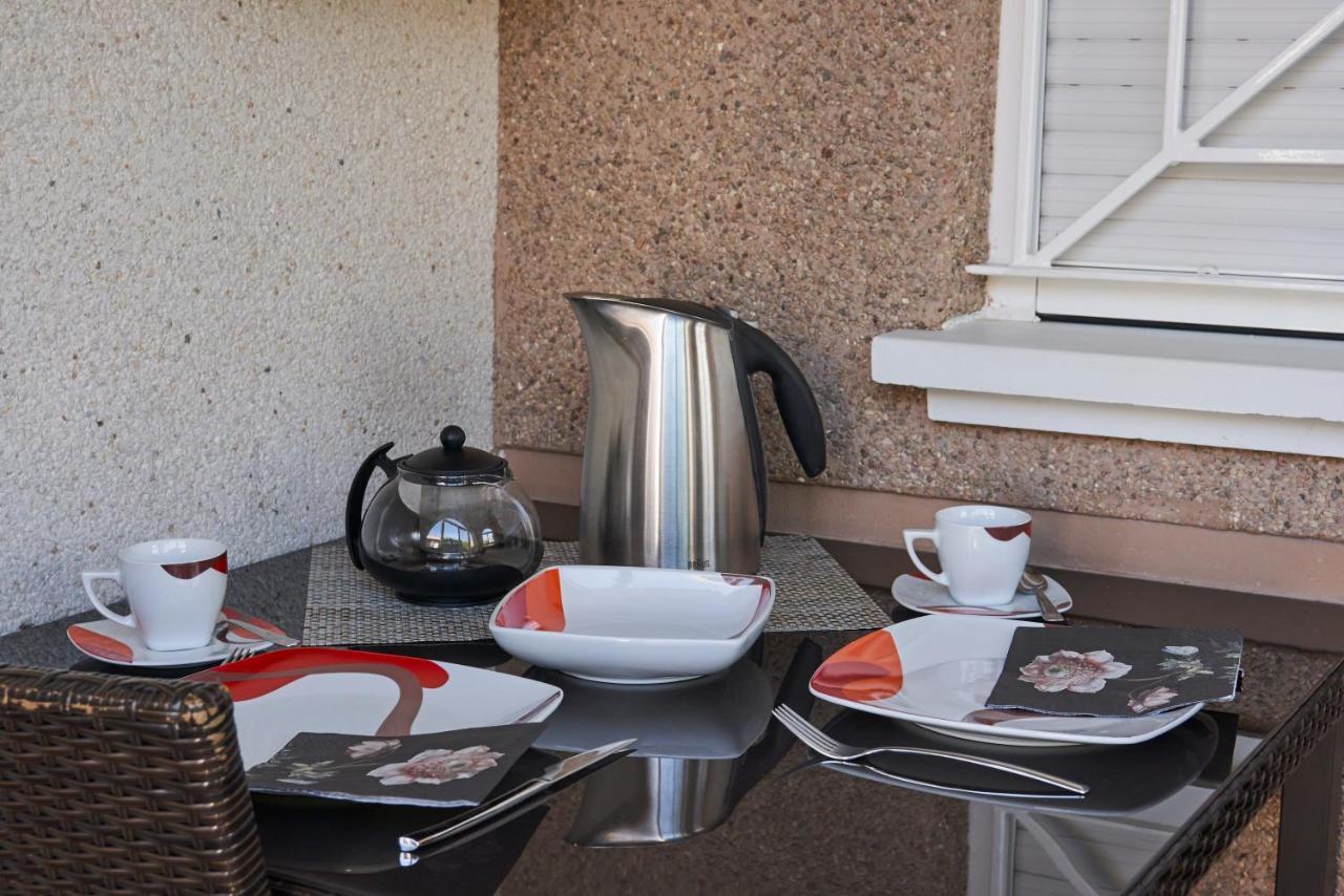 Apartment Altos De La Bahia X ตอร์เรเวียคา ภายนอก รูปภาพ