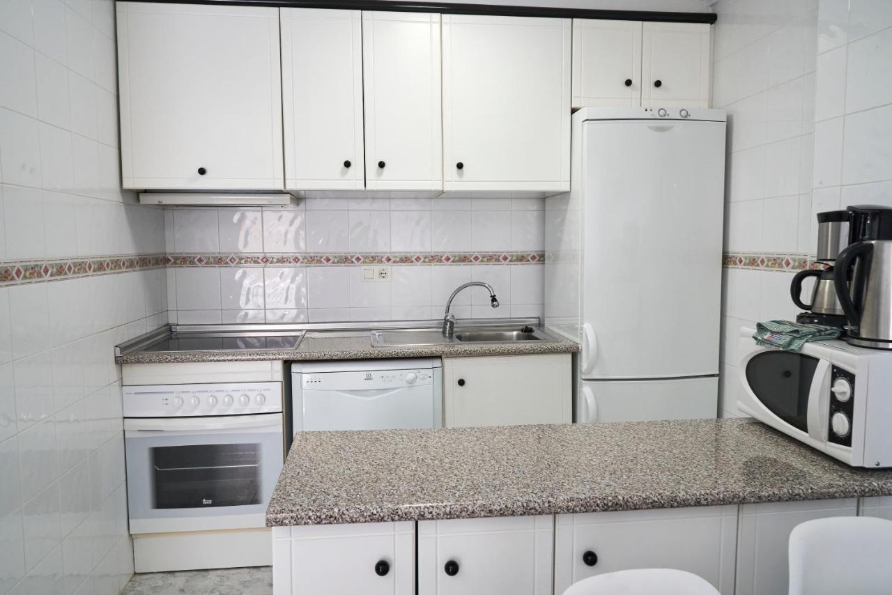 Apartment Altos De La Bahia X ตอร์เรเวียคา ภายนอก รูปภาพ