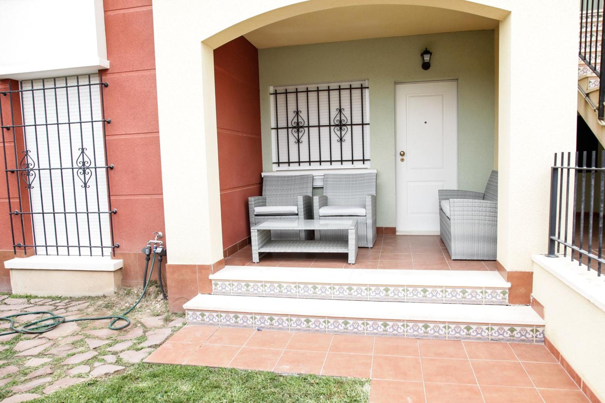 Apartment Altos De La Bahia X ตอร์เรเวียคา ภายนอก รูปภาพ