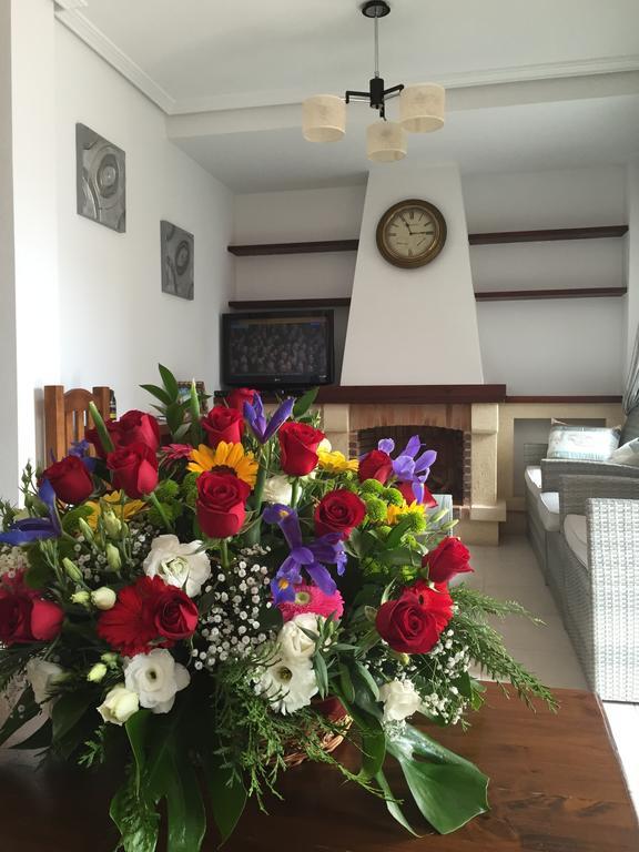 Apartment Altos De La Bahia X ตอร์เรเวียคา ห้อง รูปภาพ