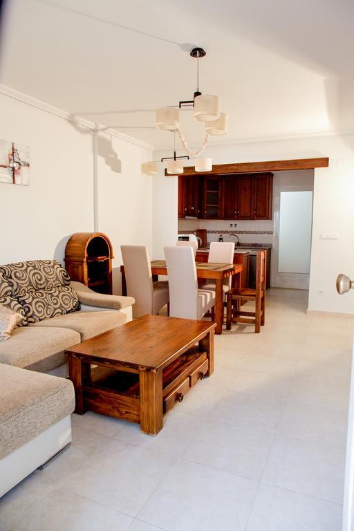 Apartment Altos De La Bahia X ตอร์เรเวียคา ห้อง รูปภาพ
